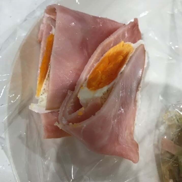 お弁当のおかずにハム玉子